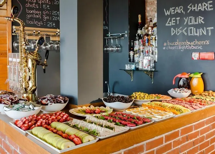 Отель Lighthouse *